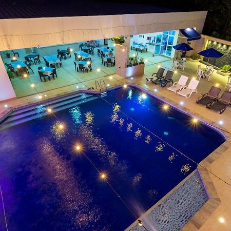 Hotel 0Asis De La Colina Boutique Girardot Bagian luar foto