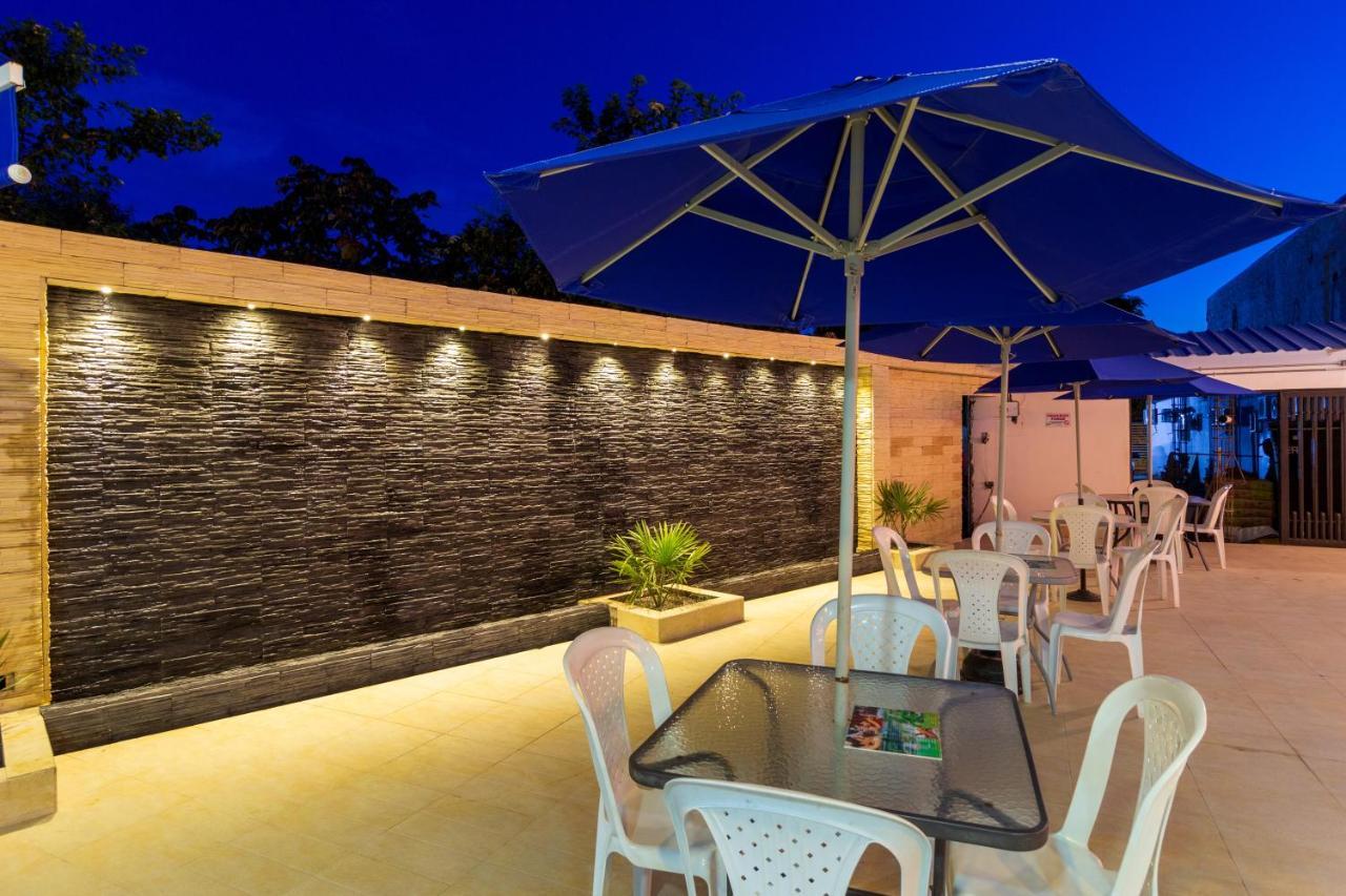 Hotel 0Asis De La Colina Boutique Girardot Bagian luar foto