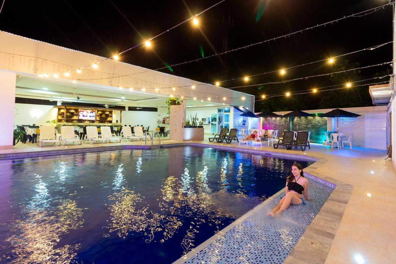 Hotel 0Asis De La Colina Boutique Girardot Bagian luar foto