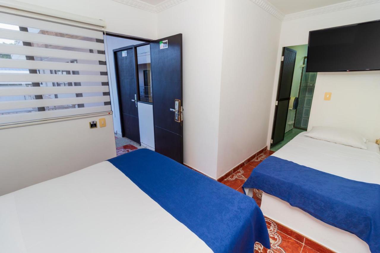 Hotel 0Asis De La Colina Boutique Girardot Bagian luar foto