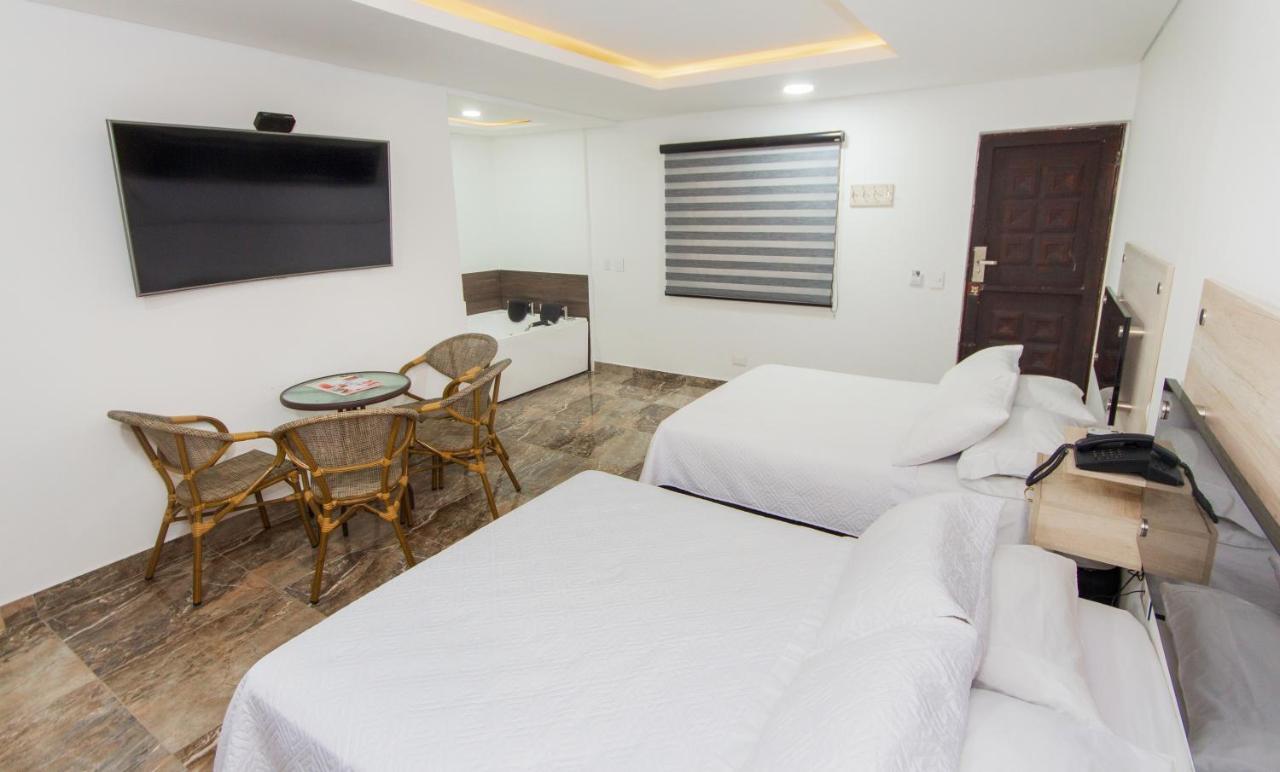 Hotel 0Asis De La Colina Boutique Girardot Bagian luar foto